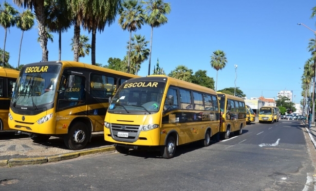 Estados e municípios vão receber R$ 71 milhões para manutenção do transporte escolar