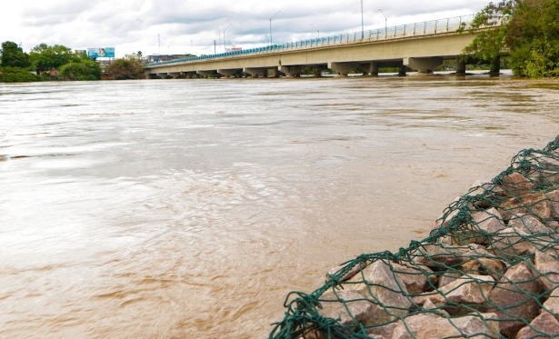 Nível do rio Machado continua subindo e supera marca histórica