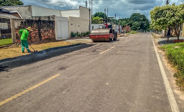 Operação tapa-buracos chega a 80% do bairro Nova Brasília